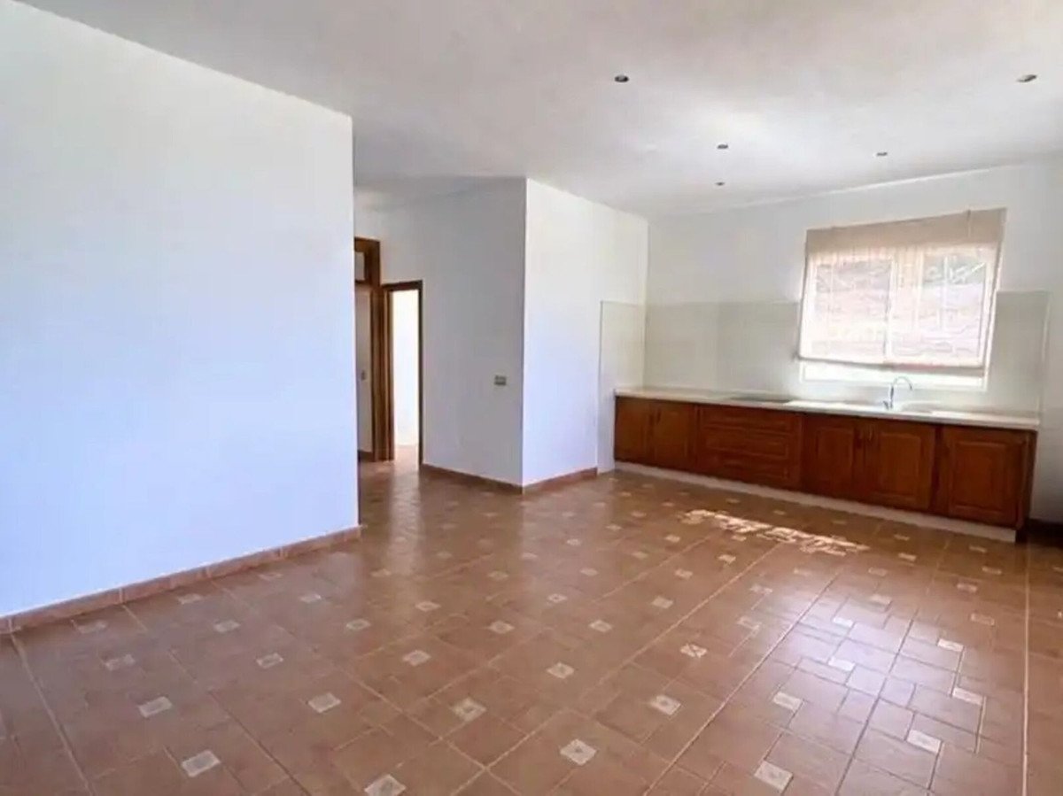 3 Bed Finca - Cortijo in Estepona