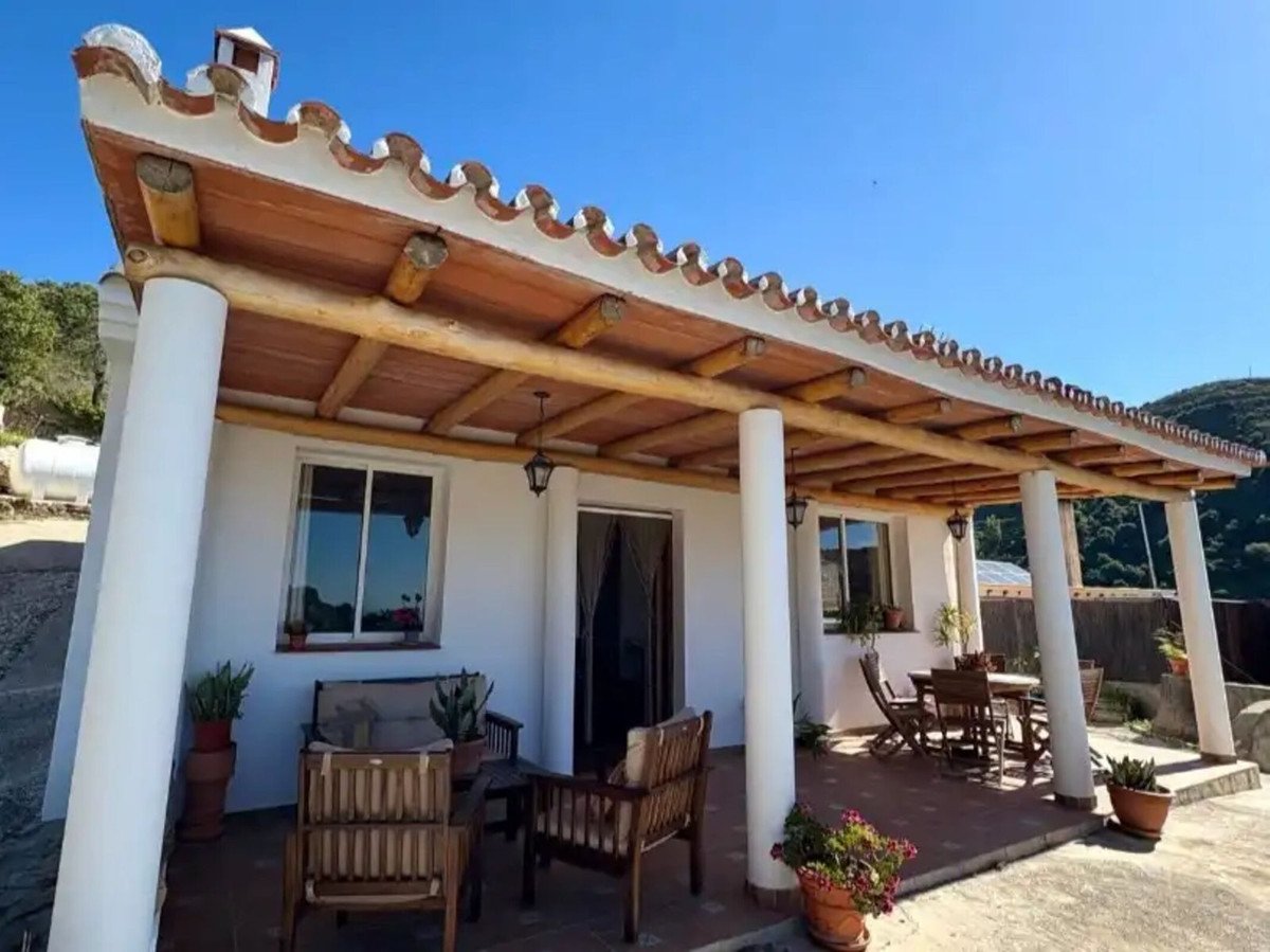 3 Bed Finca - Cortijo in Estepona