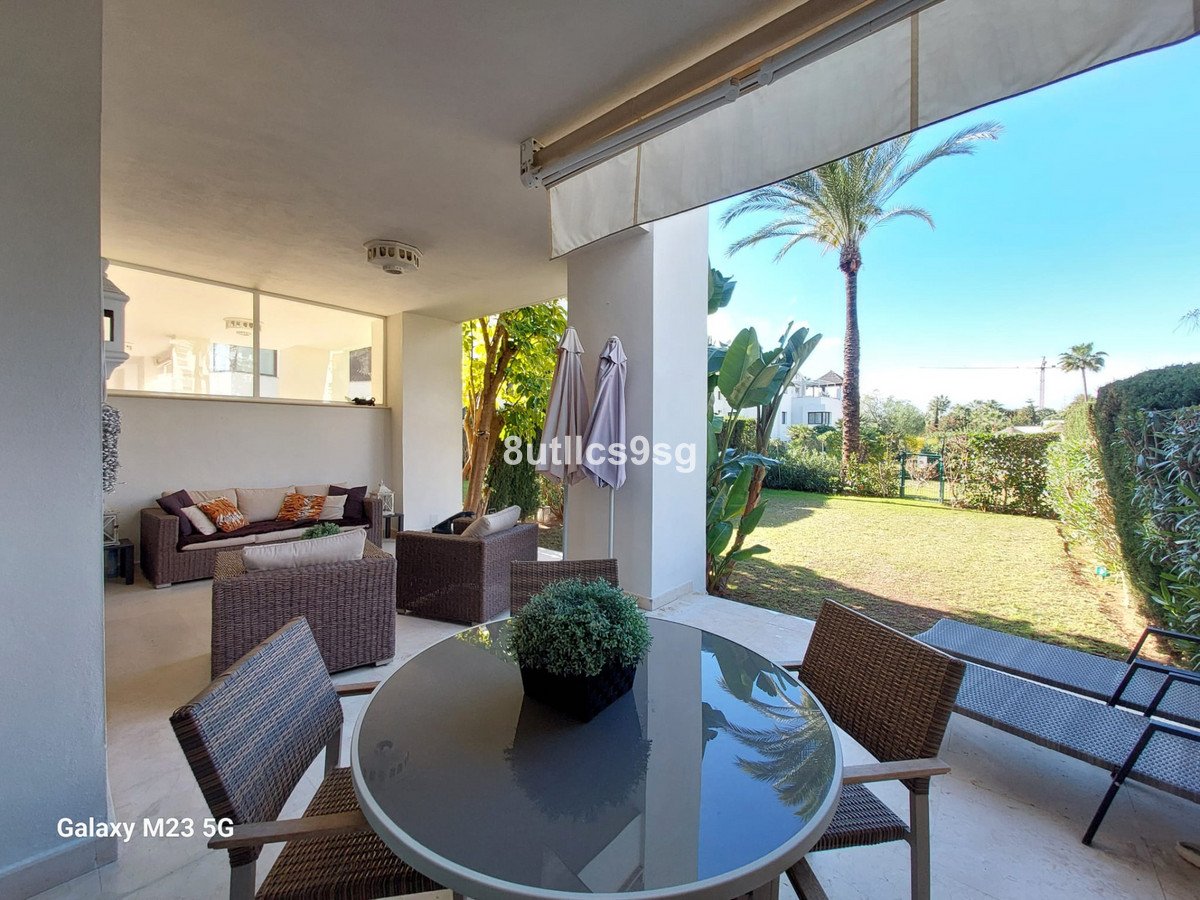 2 Bed Ground Floor Apartment in Benahavís
