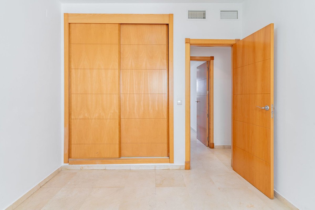 2 Bed Middle Floor Apartment in Benalmadena Pueblo