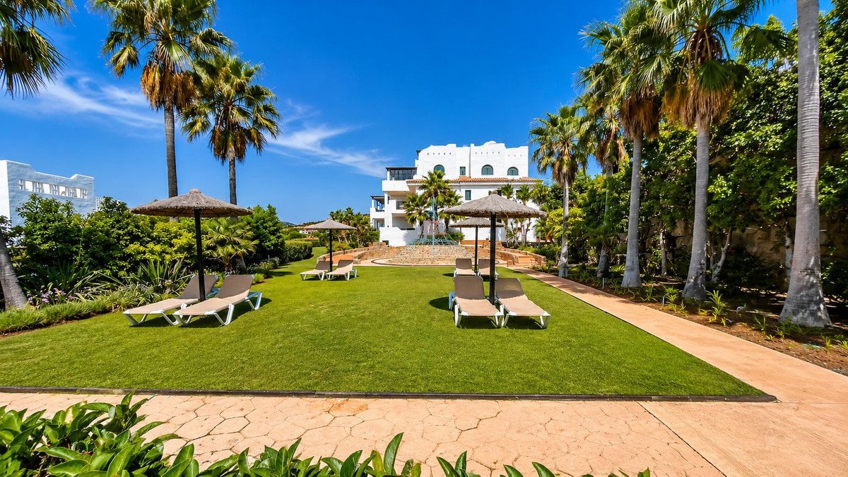 2 Bed Ground Floor Apartment in Doña Julia