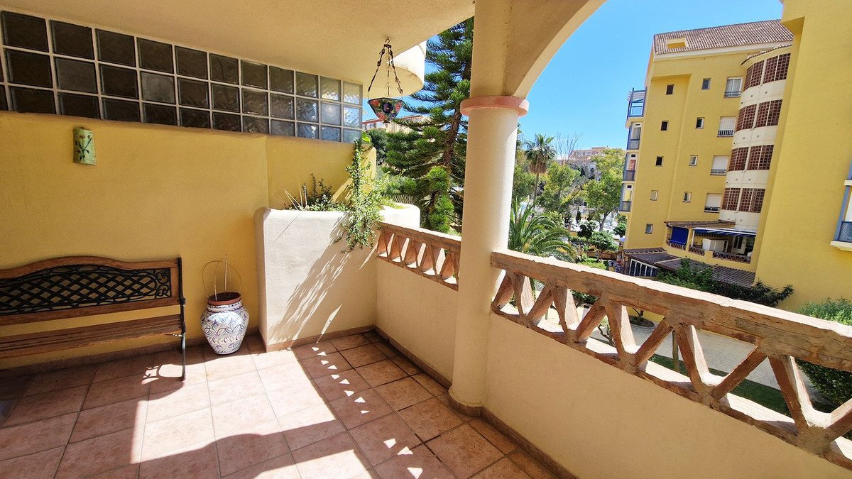 3 Bed Middle Floor Apartment in Arroyo de la Miel