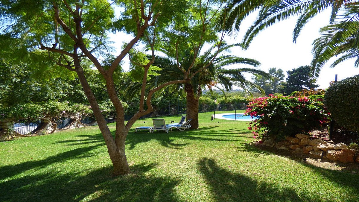 3 Bed Middle Floor Apartment in Arroyo de la Miel