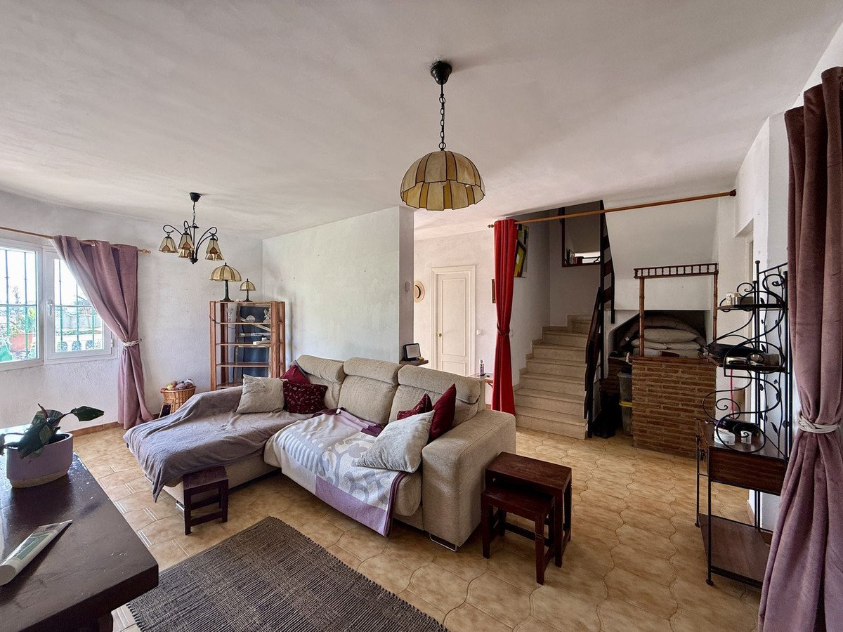 3 Bed Semi-Detached House in Mijas Costa