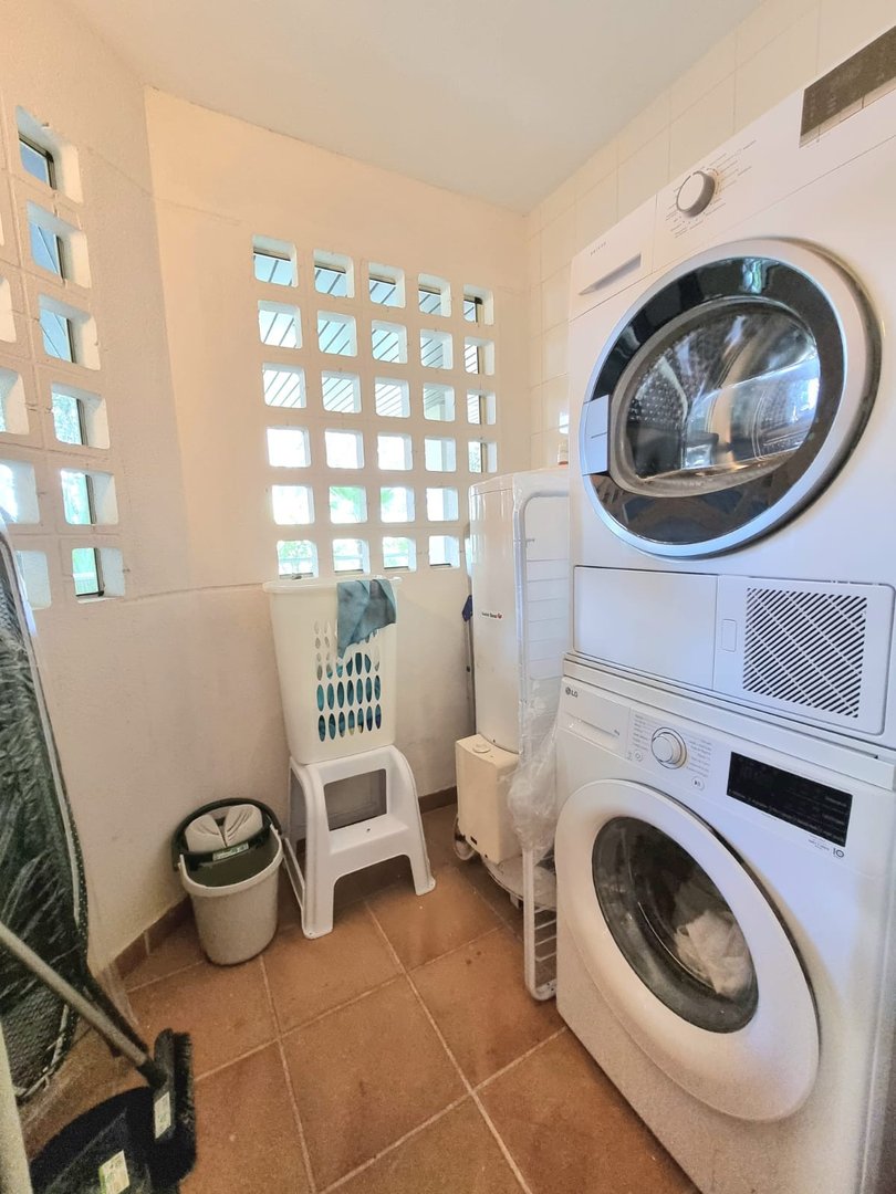 2 Bed Middle Floor Apartment in Nueva Andalucía