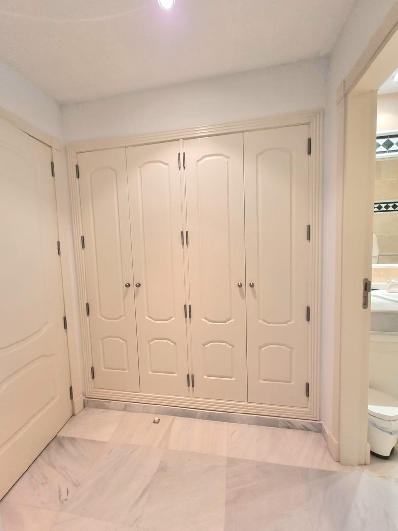 2 Bed Middle Floor Apartment in Nueva Andalucía