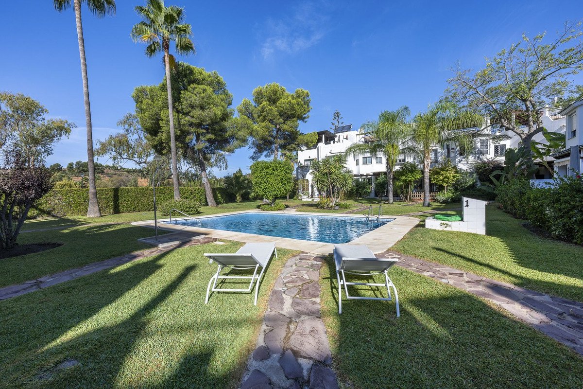 3 Bed Semi-Detached House in Nueva Andalucía