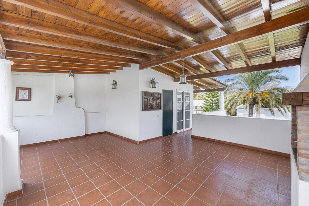 3 Bed Semi-Detached House in Nueva Andalucía