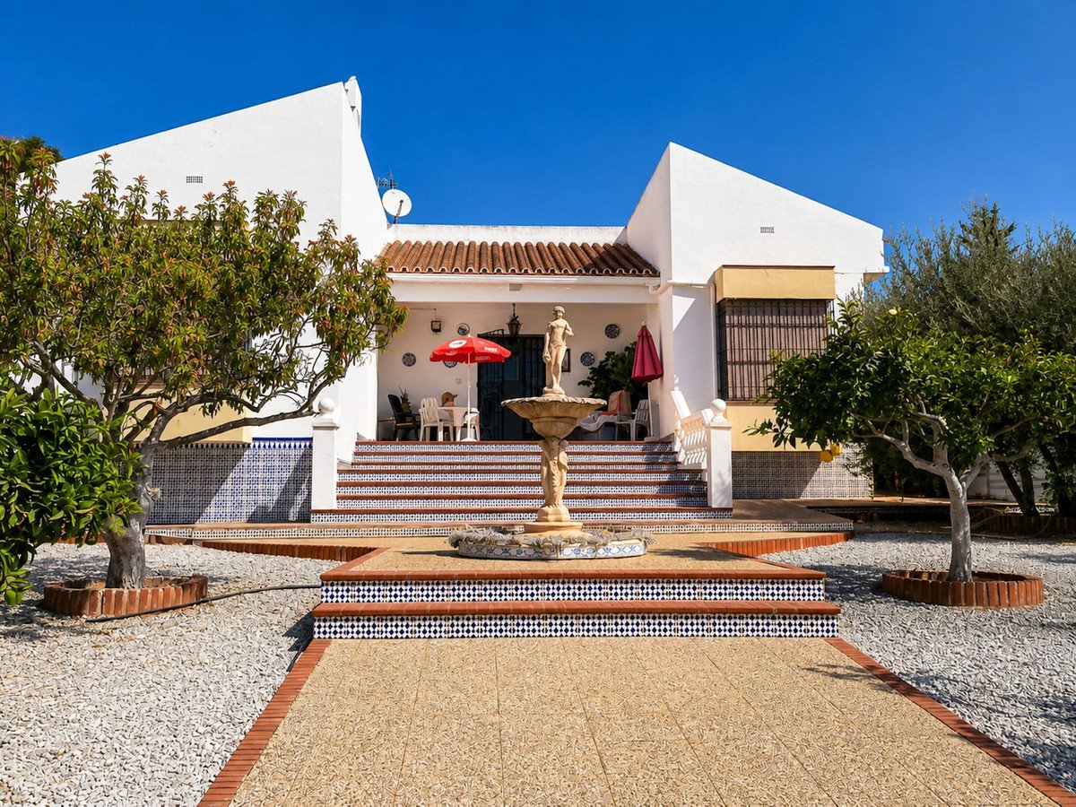 3 Bed Detached Villa in Chilches