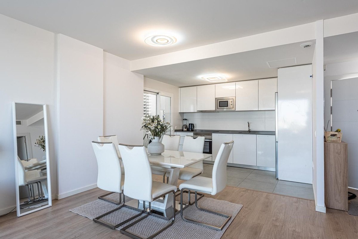 2 Bed Penthouse in Nueva Andalucía