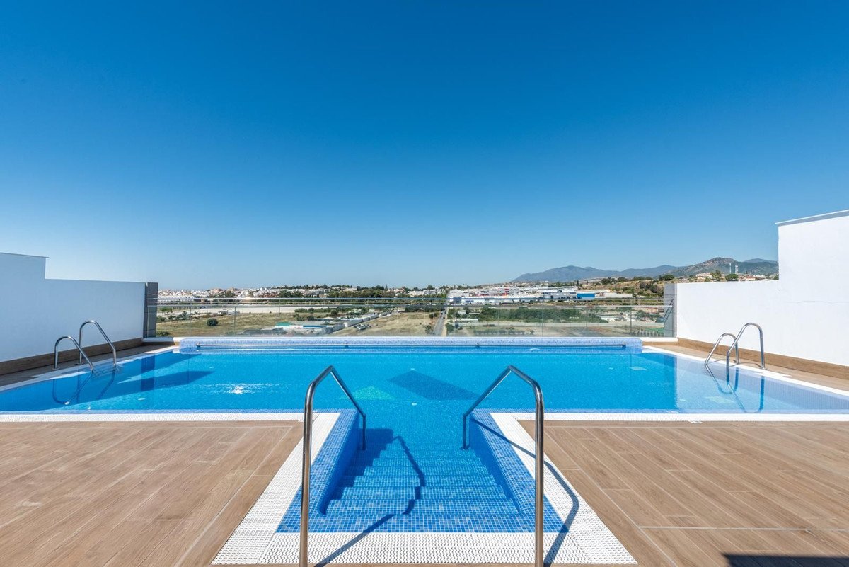 2 Bed Penthouse in Nueva Andalucía