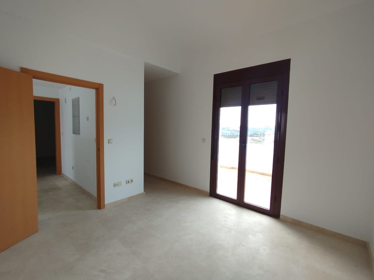 2 Bed Townhouse in Doña Julia