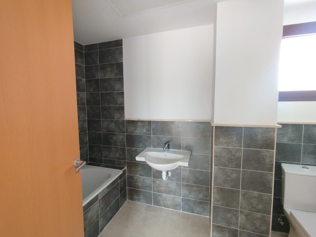 2 Bed Townhouse in Doña Julia