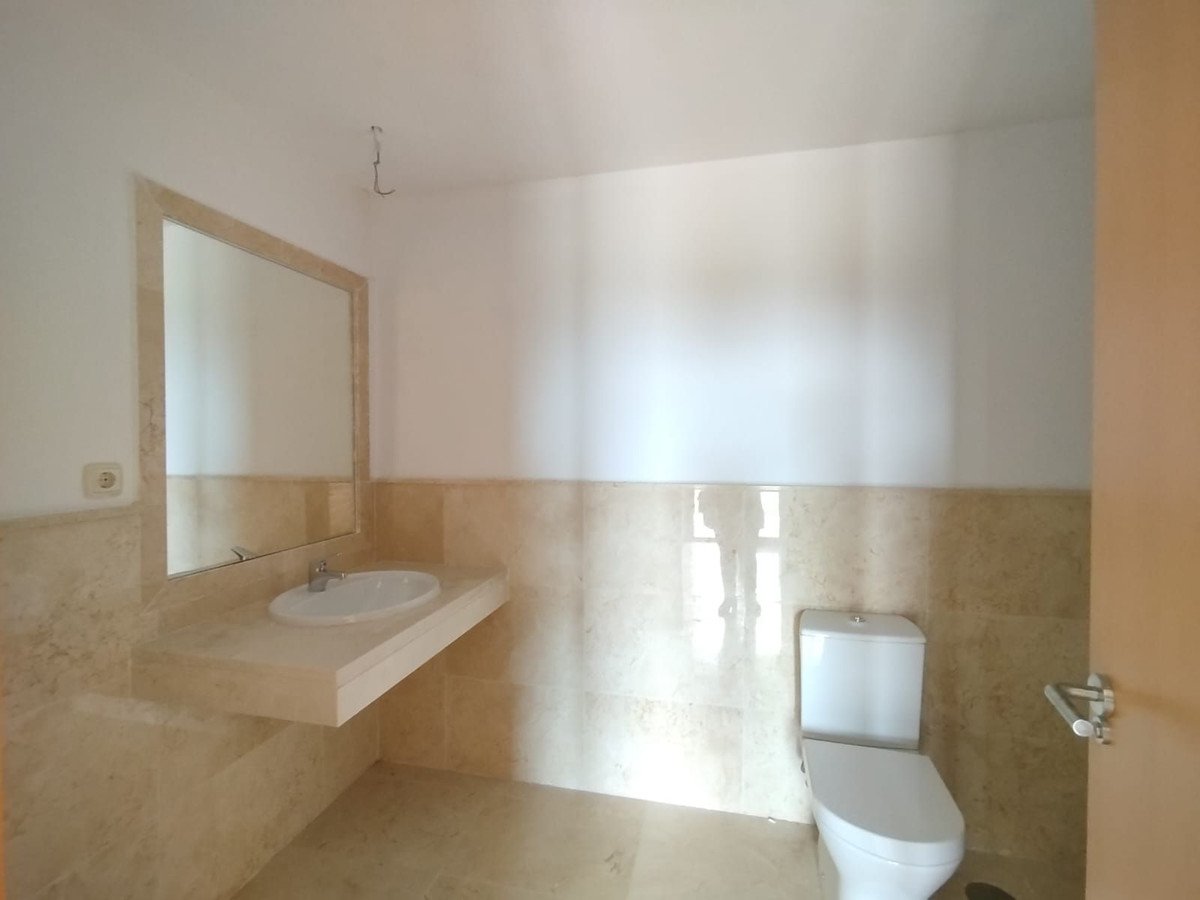 2 Bed Townhouse in Doña Julia