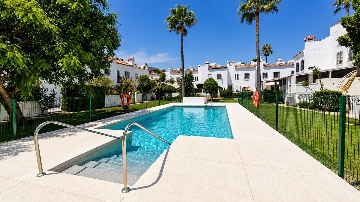 3 Bed Townhouse in Casares Playa