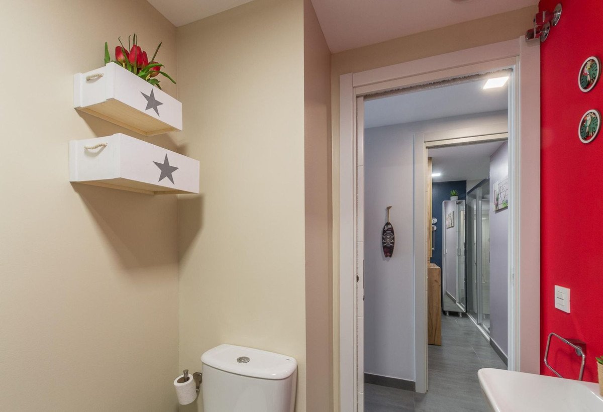 3 Bed Middle Floor Apartment in Almuñecar