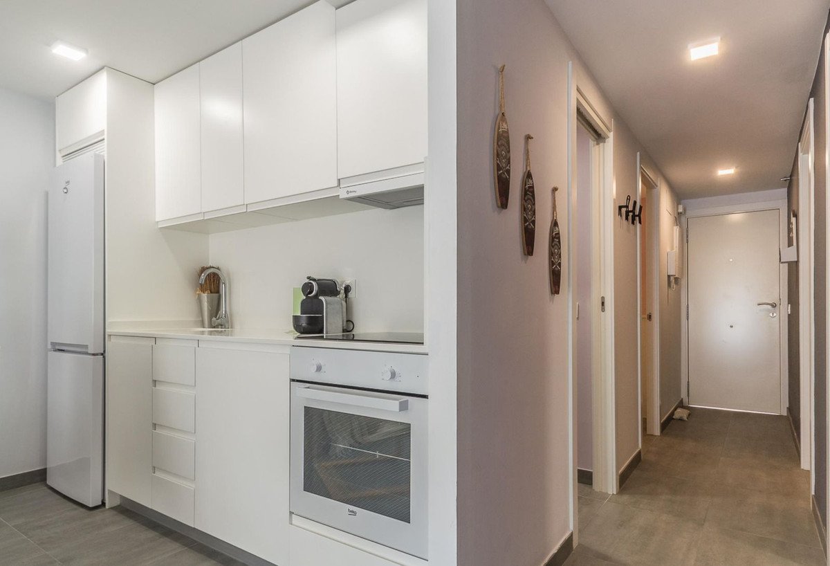 3 Bed Middle Floor Apartment in Almuñecar