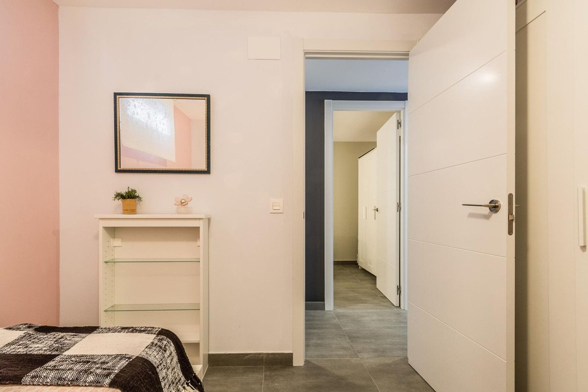 3 Bed Middle Floor Apartment in Almuñecar