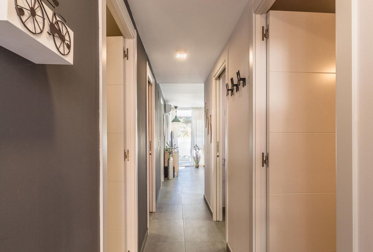 3 Bed Middle Floor Apartment in Almuñecar