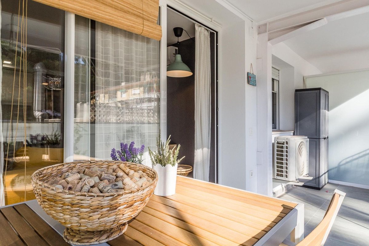 3 Bed Middle Floor Apartment in Almuñecar