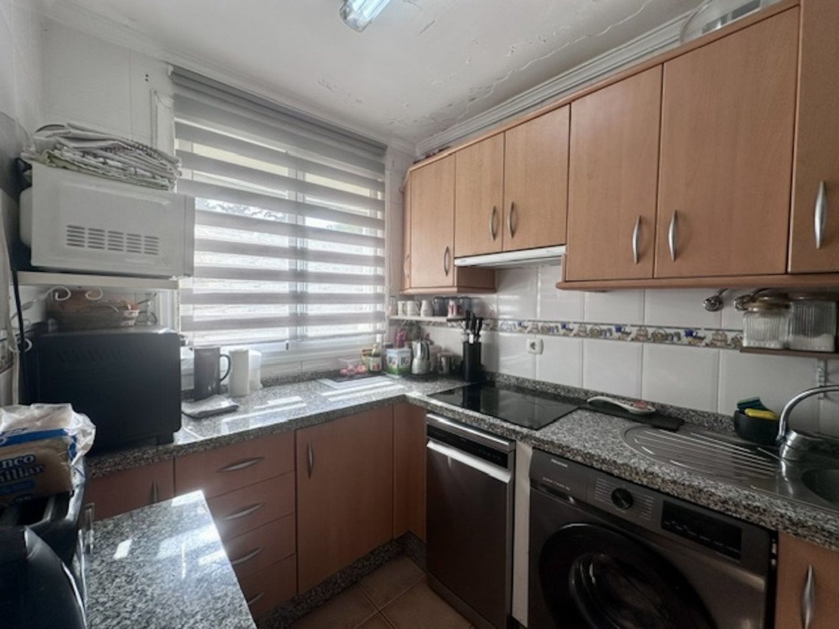 3 Bed Middle Floor Apartment in Estepona
