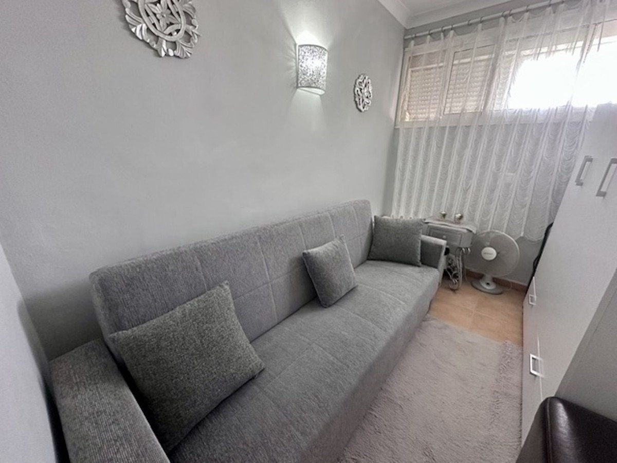 3 Bed Middle Floor Apartment in Estepona