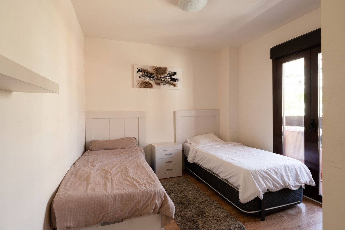 3 Bed Middle Floor Apartment in Benalmadena