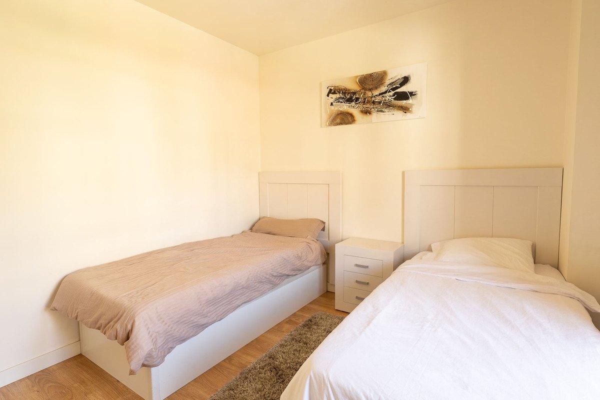 3 Bed Middle Floor Apartment in Benalmadena