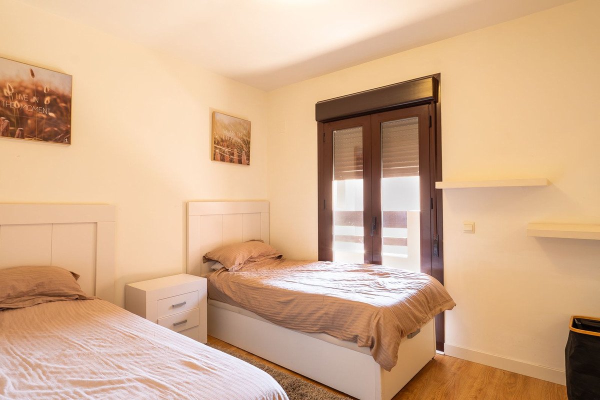 3 Bed Middle Floor Apartment in Benalmadena