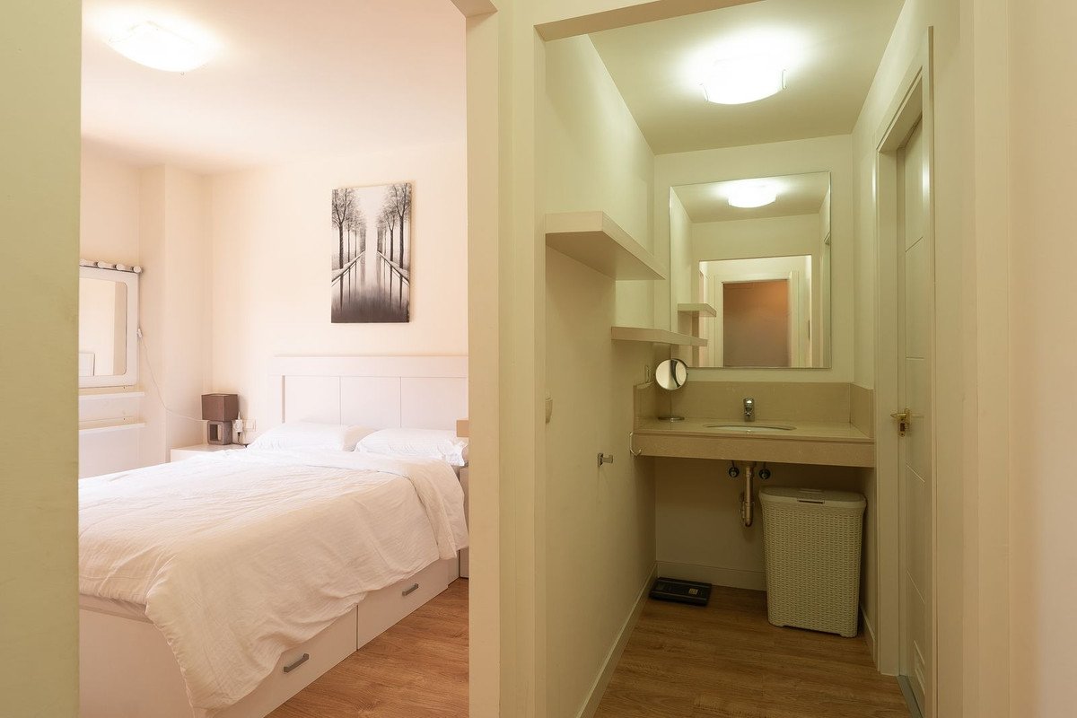 3 Bed Middle Floor Apartment in Benalmadena