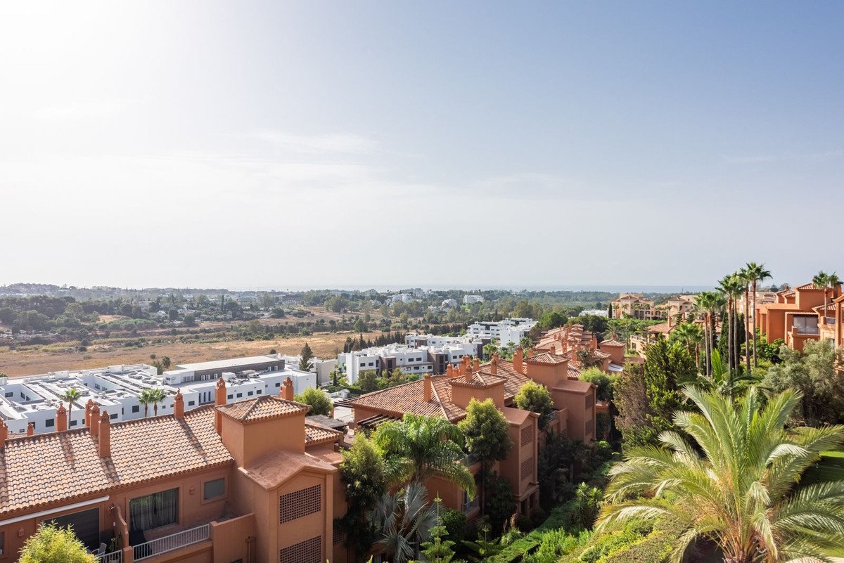 2 Bed Penthouse in Atalaya