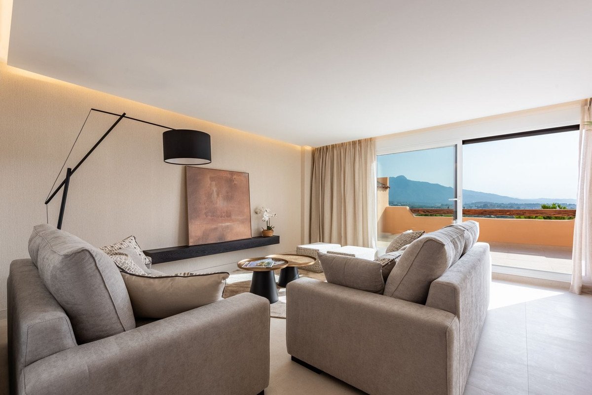 2 Bed Penthouse in Atalaya