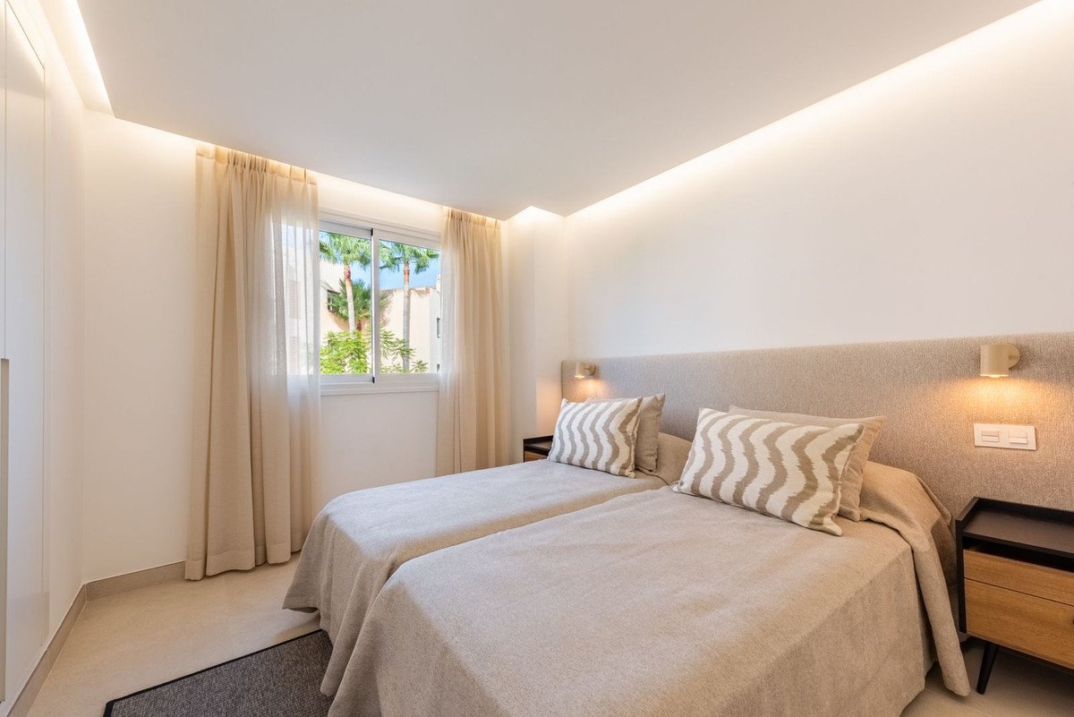 2 Bed Penthouse in Atalaya