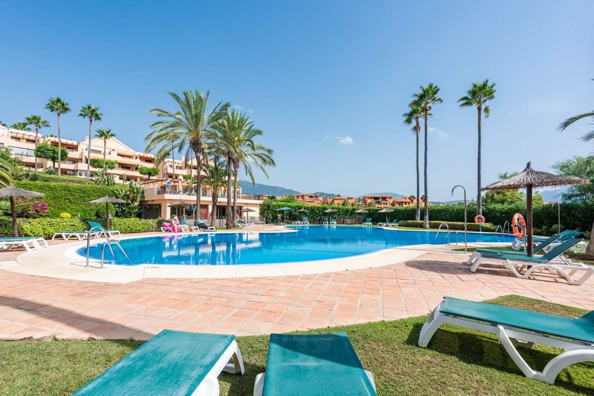 2 Bed Penthouse in Atalaya