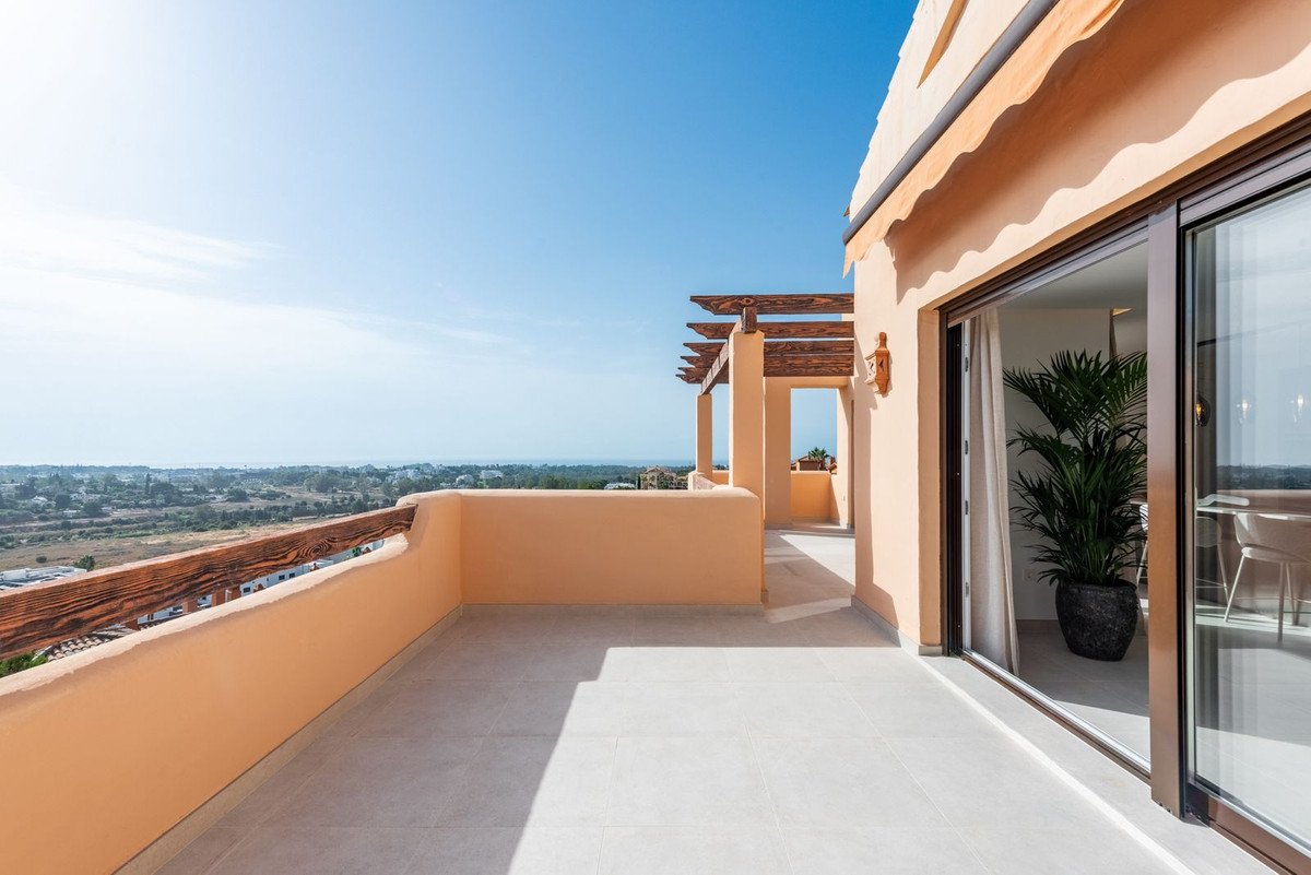 2 Bed Penthouse in Atalaya
