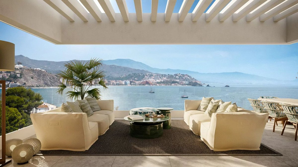 3 Bed Detached Villa in Marina del Este