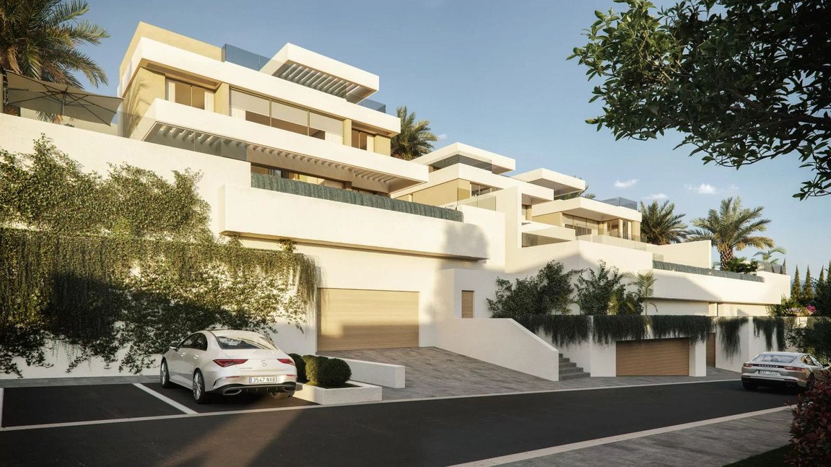 3 Bed Detached Villa in Marina del Este