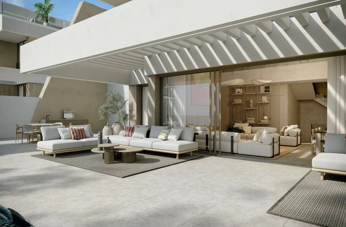 3 Bed Detached Villa in Marina del Este