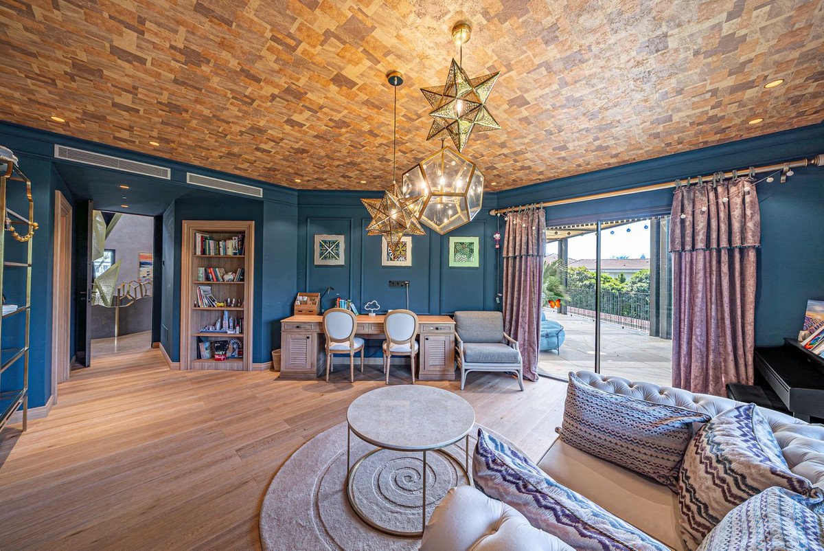 8 Bed Detached Villa in Guadalmina Baja