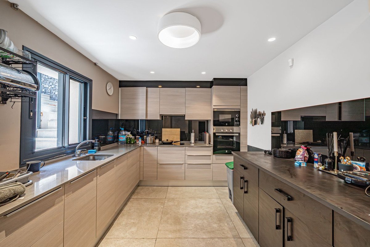 8 Bed Detached Villa in Guadalmina Baja