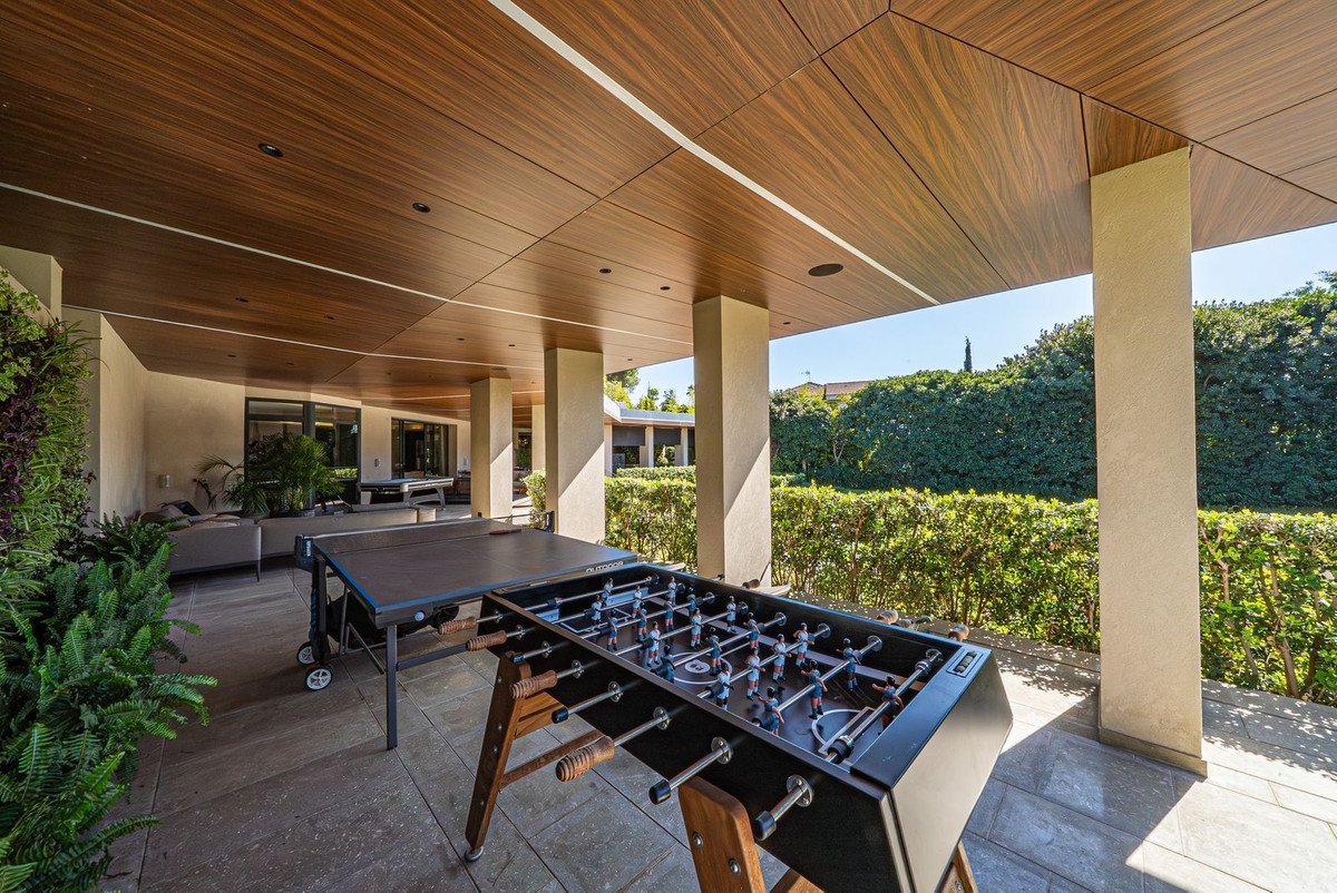 8 Bed Detached Villa in Guadalmina Baja