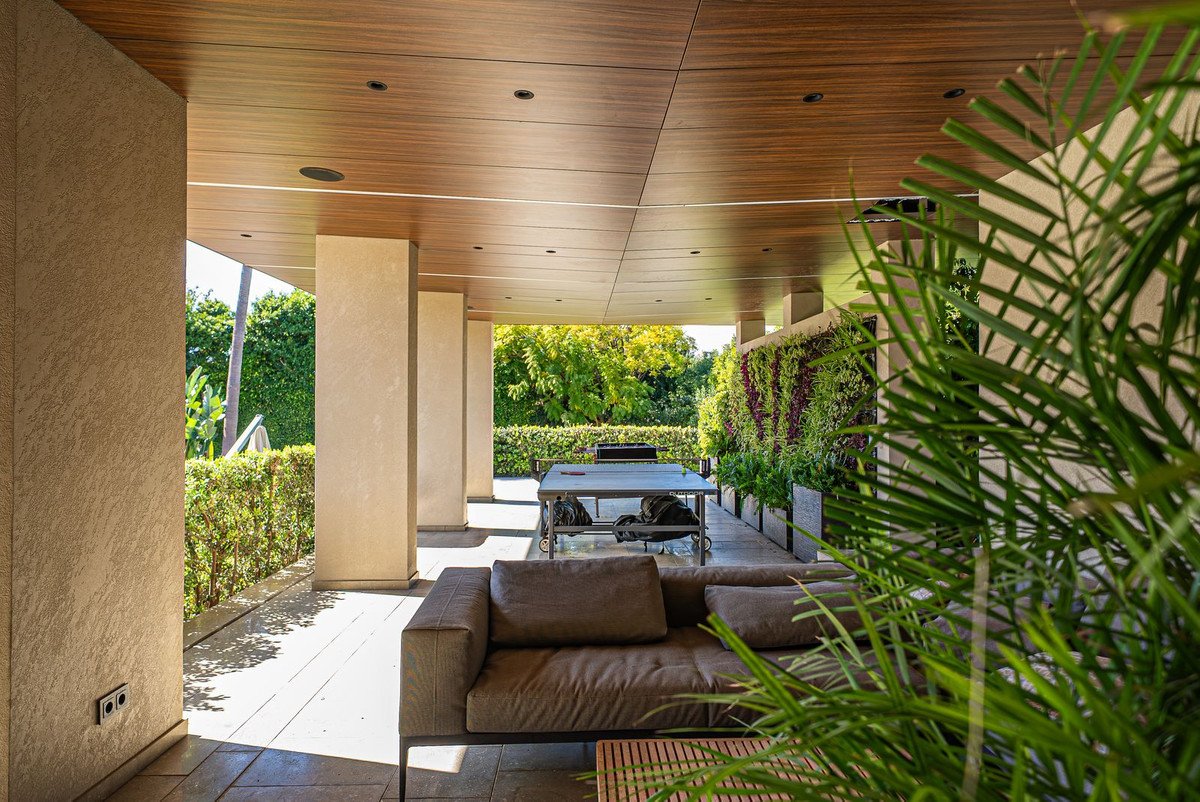 8 Bed Detached Villa in Guadalmina Baja