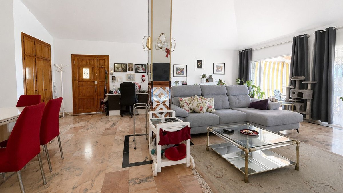 3 Bed Detached Villa in Estepona