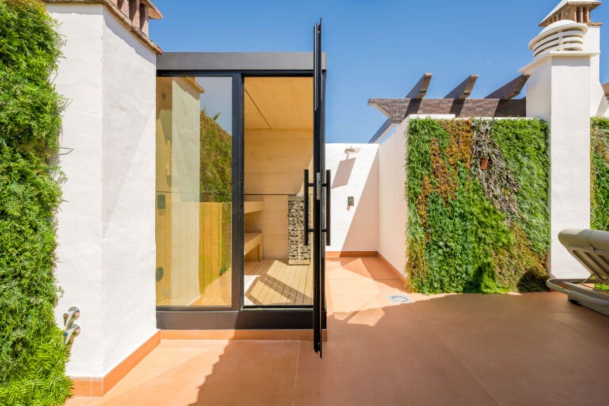 3 Bed Penthouse in Estepona