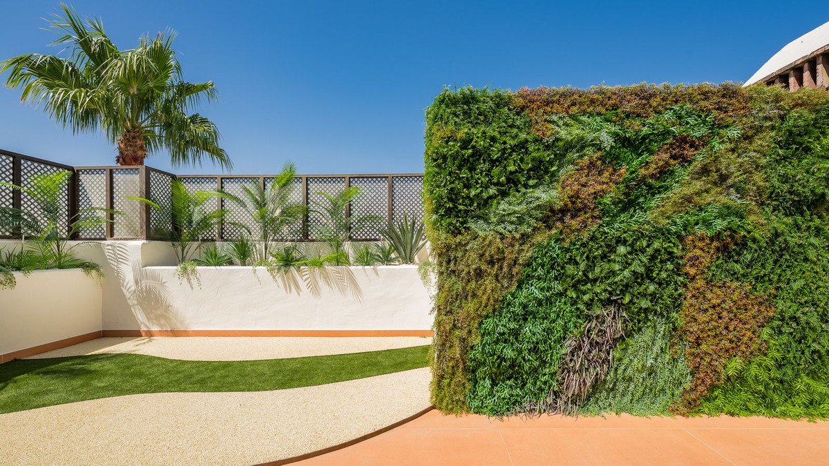 3 Bed Penthouse in Estepona