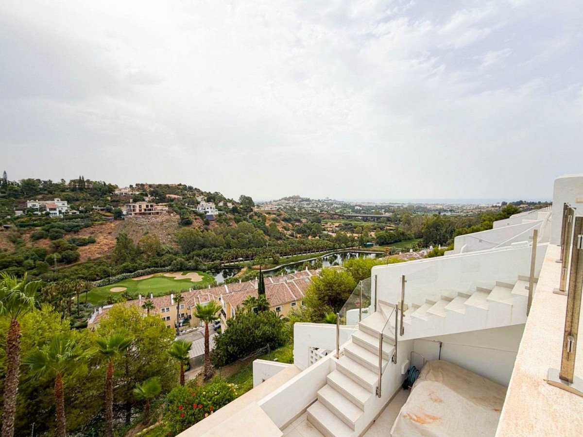 2 Bed Penthouse in La Quinta