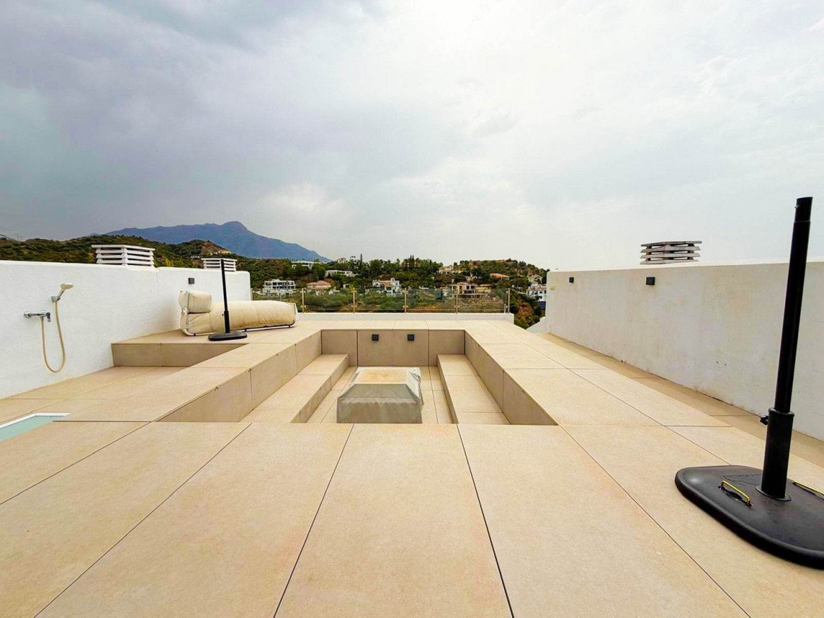 2 Bed Penthouse in La Quinta