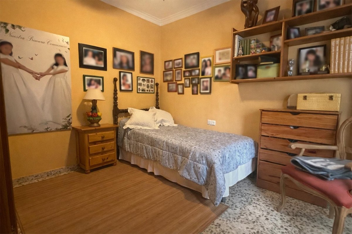 5 Bed Townhouse in San Pedro de Alcántara