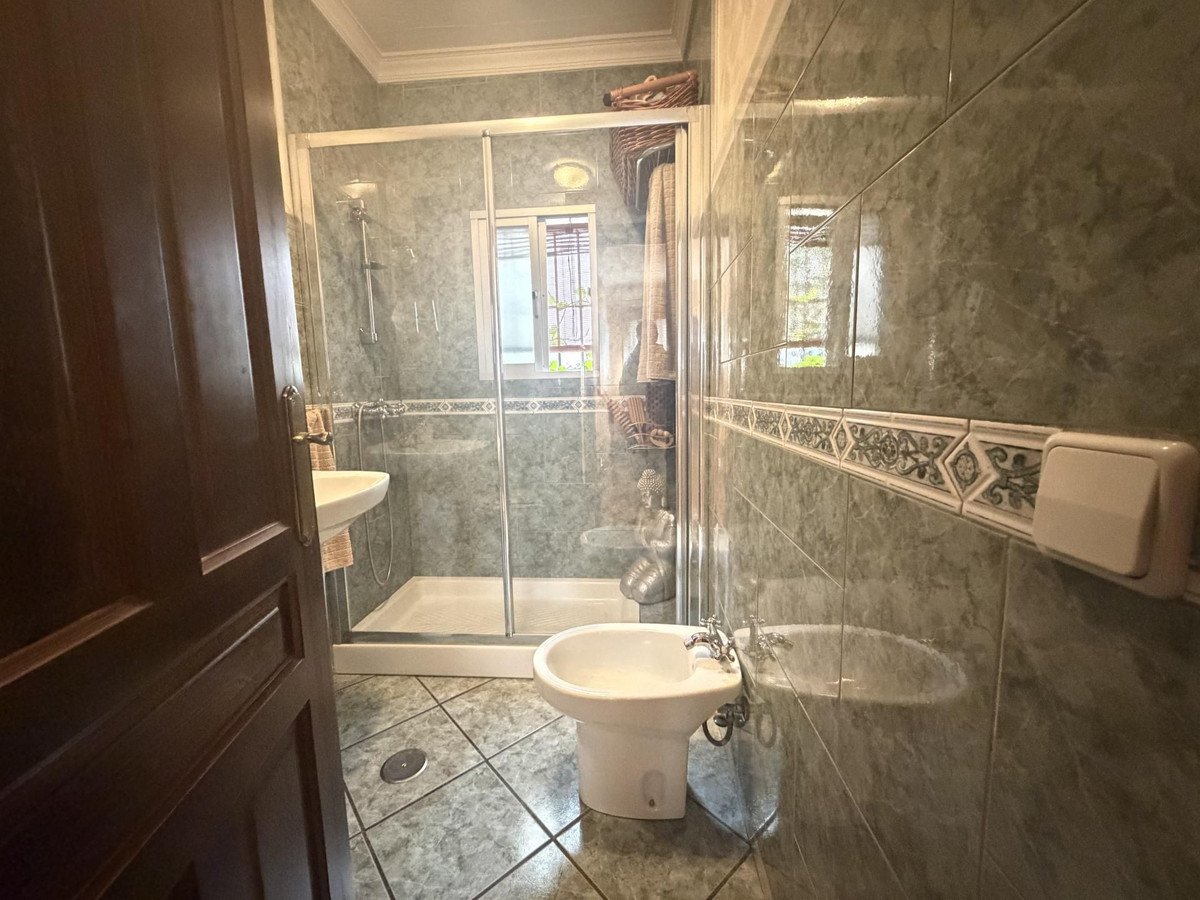 5 Bed Townhouse in San Pedro de Alcántara