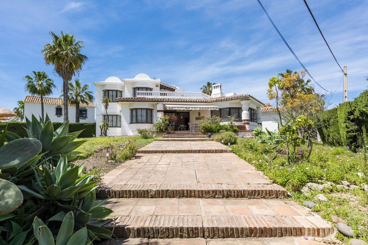 3 Bed Detached Villa in Atalaya